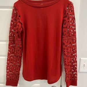 Beautiful lace long sleeve top